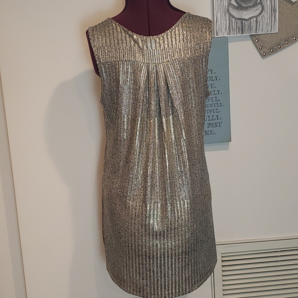 Metallic Tunic Tank - Picture 2 of 4